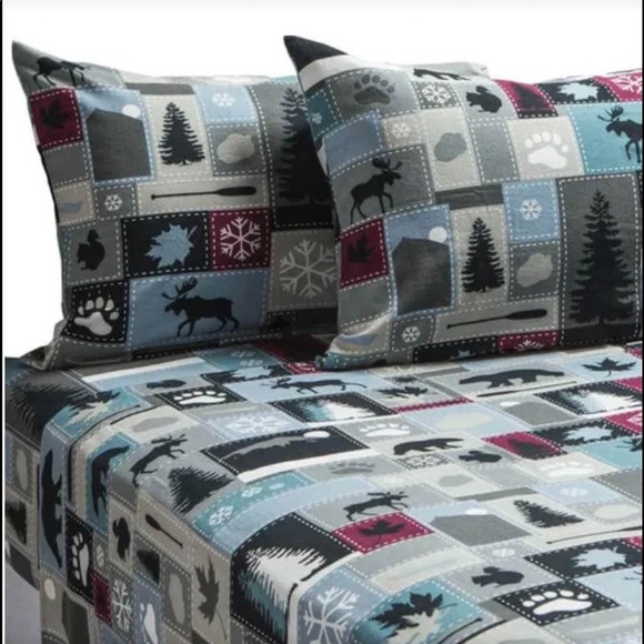 Double size flannel sheets. NWT. - Picture 1 of 2